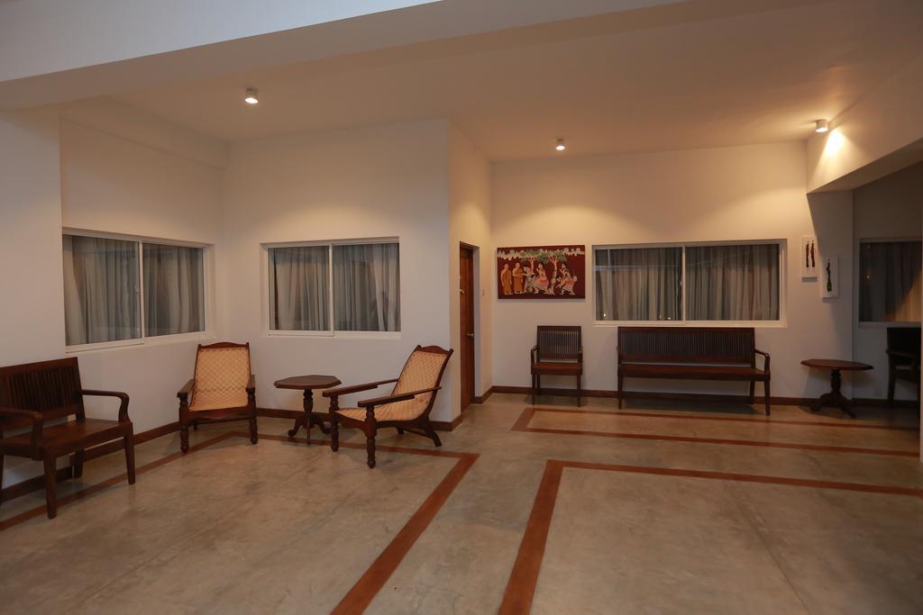 Refresh Hotel Hikkaduwa Bagian luar foto