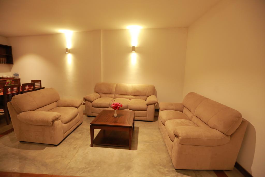 Refresh Hotel Hikkaduwa Ruang foto