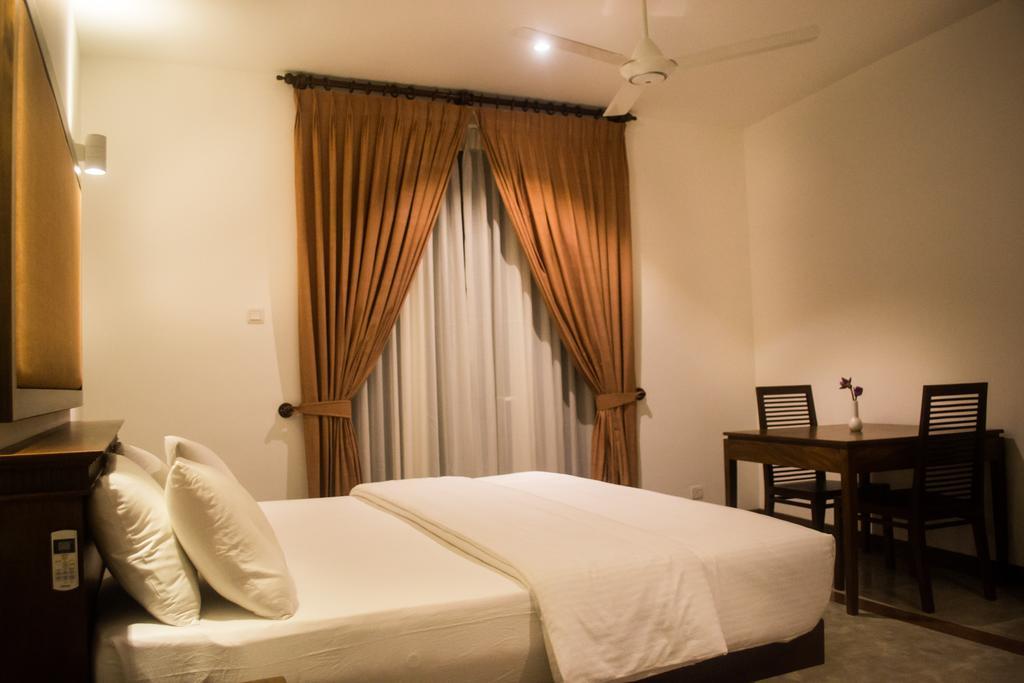 Refresh Hotel Hikkaduwa Ruang foto