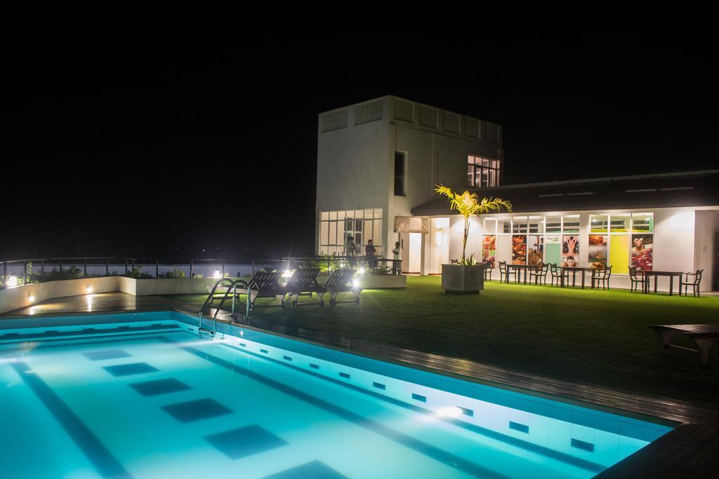 Refresh Hotel Hikkaduwa Bagian luar foto