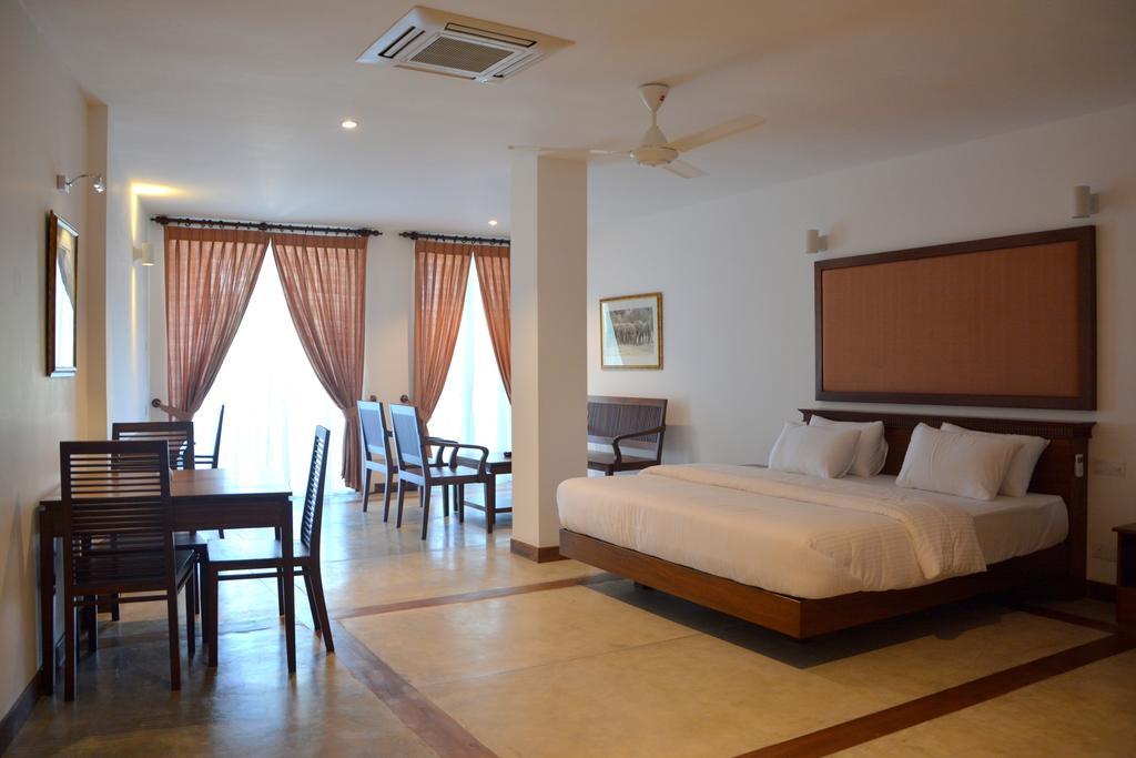 Refresh Hotel Hikkaduwa Ruang foto